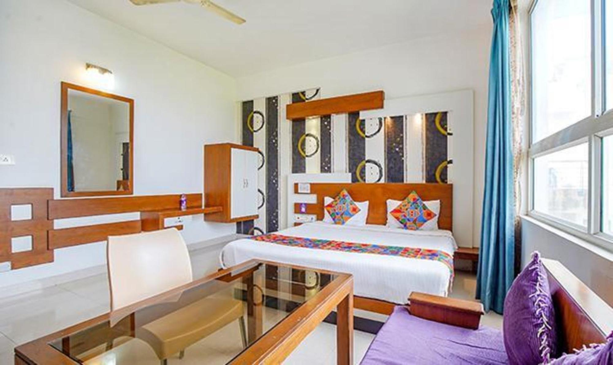 Fabhotel Emirates Suites - Sarjapur Road Bangalore Eksteriør bilde