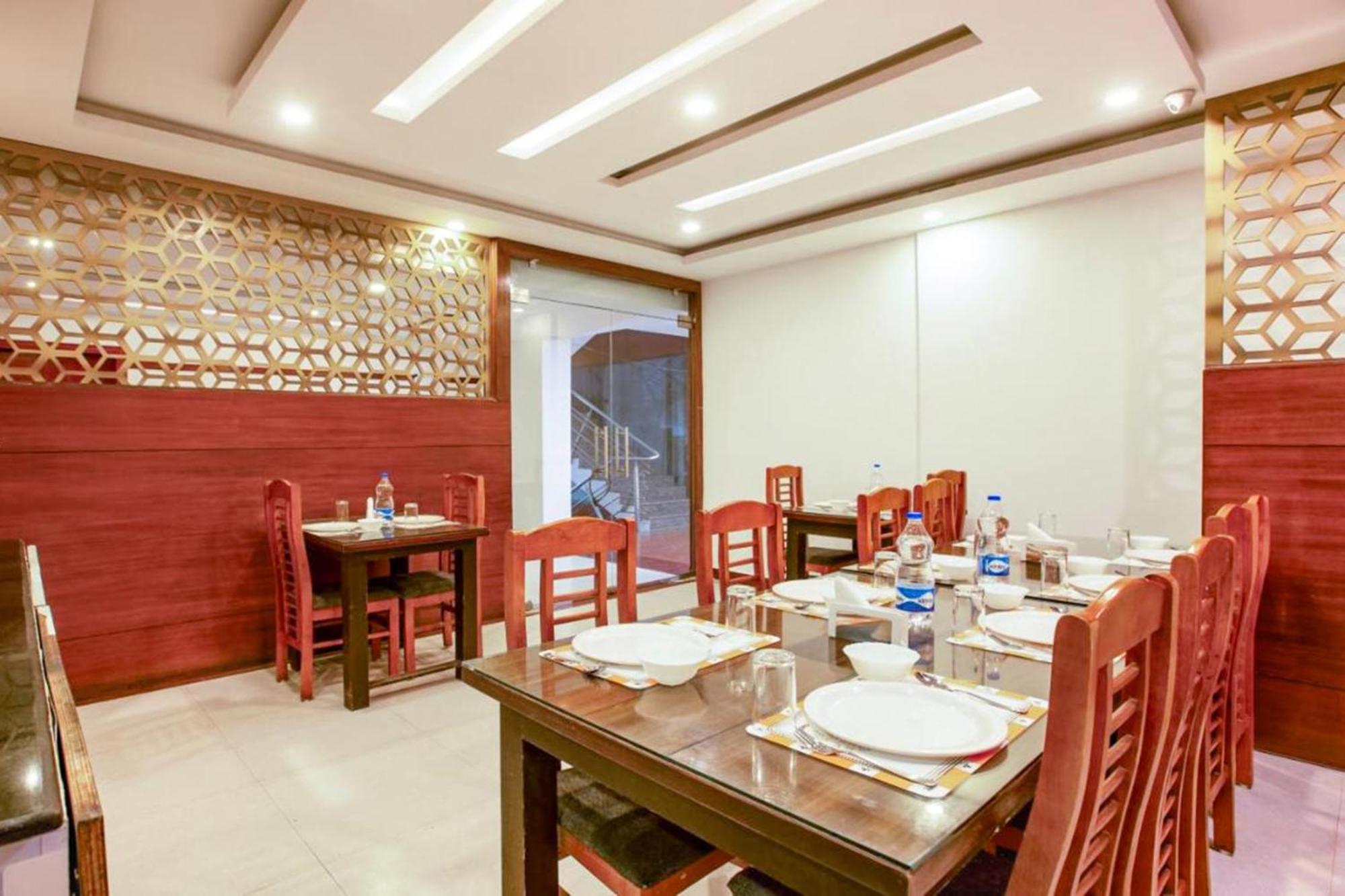Fabhotel Emirates Suites - Sarjapur Road Bangalore Eksteriør bilde